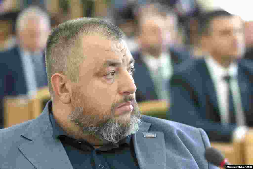 Mihajlo Filiponenko (Mykhaylo Filiponenko), 1975-2023 Rođen u regiji Luhansk, Filiponenko je radio kao rudar i biznismen prije nego što se pridružio separatističkoj miliciji 2014. Kao član regionalne skupštine koju su postavili Rusi u dijelu Luhanska kojim upravljaju separatisti, ubijen je u novembru 2023. godine kada je eksplodirala bomba u njegovom autu. Ukrajina je preuzela odgovornost za atentat.