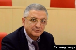 ისკო დასენი