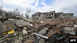 Минулої доби через російські обстріли у прифронтових областях України загинули троє людей, ще 27 отримали поранення. Найбільше постраждала Херсонщина