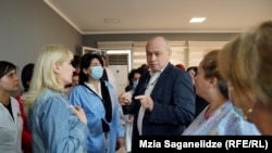 რესპუბლიკური საავადმყოფოს მედიკოსების პროტესტი