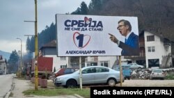 Bilbord Vučićeve liste u Srebrenici, istok BiH, 9. decembar 2023.