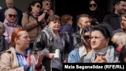 მშობლების აქცია ჯანდაცვის სამინისტროს წინ, 2023 წლის 23 მარტი