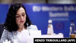 Predsednica Kosova Vjosa Osmani na okruglom stolu tokom samita EU-Zapadni Balkan u Briselu, 13. decembra 2023.