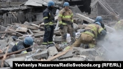 Рятувальники під завалами виявили тіло чоловіка. Фото ілюстративне