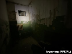 Одна из подвальных камер в Херсонском управлении полиции – там, по данным украинских правоохранителей, россияне пытали херсонцев