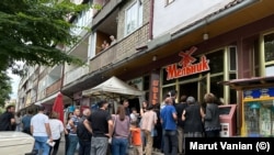 პურის რიგი სტეფანაკერტში. 2023 წლის 18 ივლისი