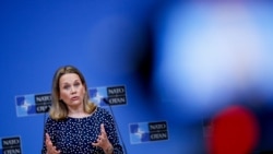 Julianne Smith: Pozivamo Beograd da ne produbljuje saradnju sa Rusijom i Kinom Julianne Smith: Pozivamo Beograd da ne produbljuje saradnju sa Rusijom i Kinom