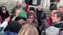 Маму Навального благодарят за сына Маму Навального благодарят за сына