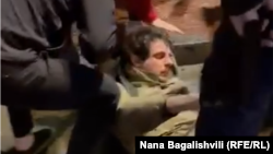 უგონოდ მყოფი ნიკო ბუთხუზი, 3 მაისი.