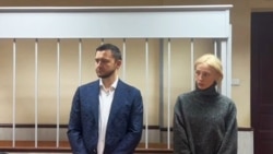 Что стоит за разгромом "голой вечеринки"?  Что стоит за разгромом "голой вечеринки"?