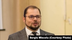 Sergiu Mișcoiu.