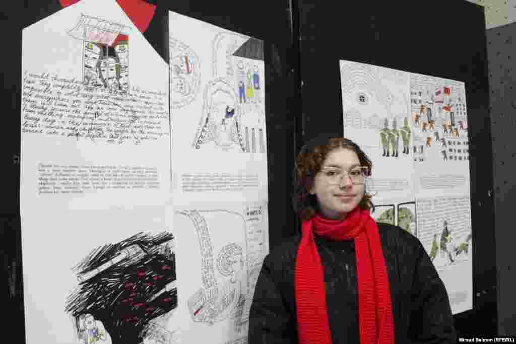 Na otvorenju izložbe su bili i dvoje mladih učenika iz Ukrajine, koji pohađaju međunarodni koledž u Mostaru. "Mislim da je prvi osjećaj definitivno sažaljenje. Osjećam se veoma sjedinjeno sa emocijama predstavljenim, sa sjećanjima predstavljenim na ovoj izložbi. Mnoge od stvari koje sam upravo pročitala, ja se mogu dovesti u vezu s tim i zahvalna sam za činjenicu da ljudi ovdje u BiH mogu vidjeti ta osjećanja šta smo proživjeli“, kazala je za RSE Yelyzaveta, učenica Koledža ujedinjenog svijeta u Mostaru, koja dolazi iz ukrajinskog glavnog grada Kijeva.