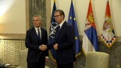 Stoltenberg Vučiću: 'Gomilanje vojske ne doprinosi smanjenju tenzija sa Kosovom' Stoltenberg Vučiću: 'Gomilanje vojske ne doprinosi smanjenju tenzija sa Kosovom'