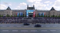 В Москве прошел парад В Москве прошел парад