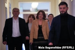 28 თებერვალი, 2024 წელი. აშშ-ის ელჩი რობინ დანიგანი საქართველოს პარლამენტში