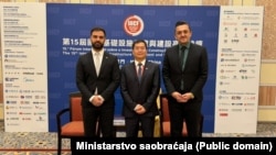 Radulović i Vuković sa direktorom CRBC-a Wangom Lijunom.