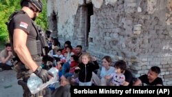 Migranti u blizini Horgoša na severu Srbije