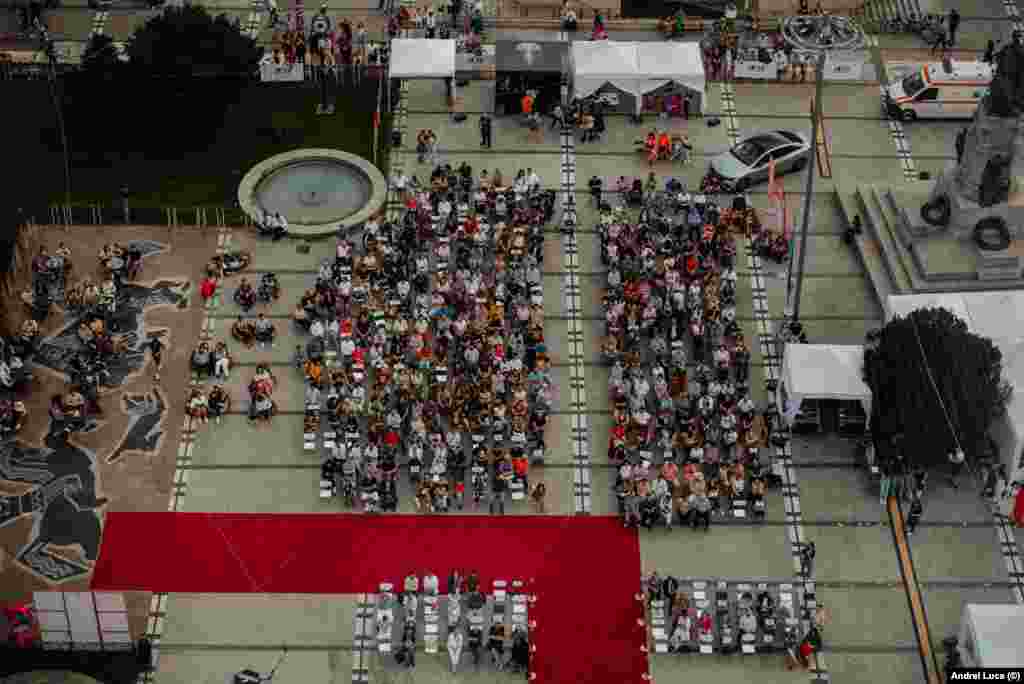 Miercuri a avut loc proiecția aniversară — 20 de ani de la lansare — „Războiul lui Tom Hart” (2002). Marcel Iureș l-a interpretat pe comandantul Werner Visser. Regia filmului a fost semnată de Gregory Hoblit. 