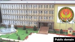 Бинои Вазорти дифои Тоҷикистон