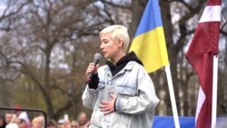 Выступление Чулпан Хаматовой на митинге в Риге Выступление Чулпан Хаматовой на митинге в Риге