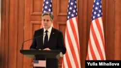 Це перша офіційна заява влади США, яка дає саме таку оцінку діям російських військ, що вторглися в Україну (на фото: держсекретар США Ентоні Блінкен)