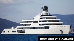 Jahta "My Solaris" u Porto Montenegru, Tivat, Crna Gora, 12. mart 2022.