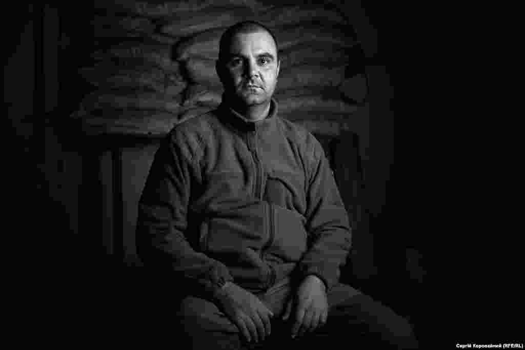 «У меня – трое детей. Защита их будущего – моя мотивация пойти в армию. Я не хочу даже думать о том, что и они могли оказаться на войне. Страшно любому быть под обстрелами, но детям – тем более»