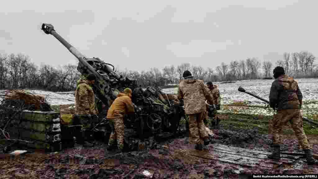 Усі працюють як злагоджений механізм. Розуміють, що від їхньої праці залежить життя побратимів 