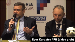 პეტრ მიკისკა, ჩეხეთის ელჩი