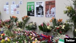 فضای بیرونی دفتر نشریه طنز شارلی ابدو در پاریس