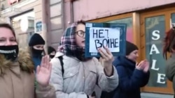 Как в России ввели цензуру и запретили публичные акции Как в России ввели цензуру и запретили публичные акции