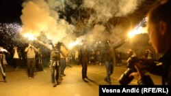 Protest desničarske grupe "Narodni front" protiv NATO-a i u znak podrške Rusiji, u centru Beograda 24. marta 2022. godine, na 23 godine od početka NATO bombardovanja bivše Savezne Republike Jugoslavije (SRJ) i mesec dana nakon početka ruske invazije na Ukrajinu.