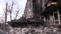 «Люди мруть»: як виживають ті, хто не покинув Маріуполь (відео) «Люди мруть»: як виживають ті, хто не покинув Маріуполь (відео)