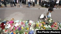 На месте покушения на Питера де Вриса в Амстердаме