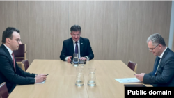 Jedan od ranijih razgovora o dijalogu Kosova i Srbije između Petra Petkovića, Miroslava Lajčaka i Besnika Bisljimija (foto arhiv)