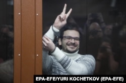 ილია იაშინი თავის სასამართლო პროცესზე. 2022 წლის 9 დეკემბერი