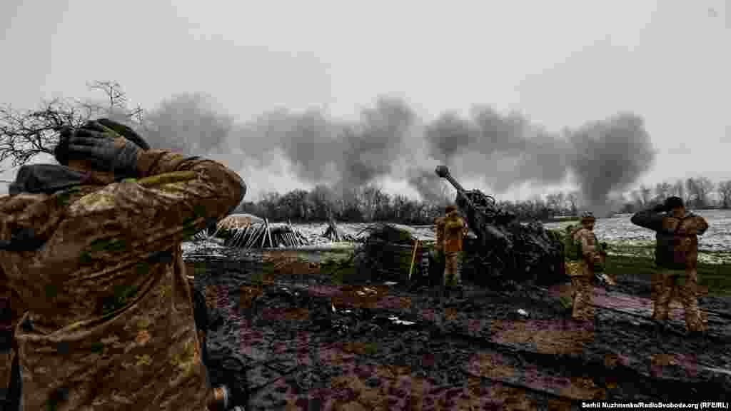 Лунає команда «Постріл»