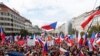 В Праге вновь прошла демонстрация за дешёвый газ из России и нейтралитет