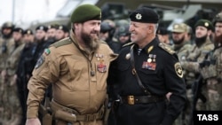 Глава Чечни Рамзан Кадыров и министр внутренних дел Чеченской Республики Руслан Алханов