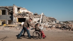 "Верят в ВСУ, верят в Залужного!"  "Верят в ВСУ, верят в Залужного!"