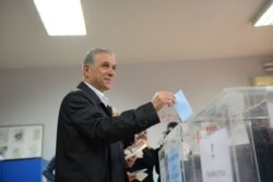 Zdravko Ponoš prilikom glasanja, Beograd 3. april 2022.