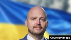 Miko Karna (Mikko Karna), član finskog parlamenta (Parlamentarna grupa Stranke centra) 