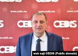 Vladimir Čađenović, funkcioner Demokrata