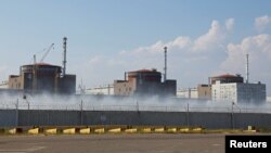 Pogled na nuklearnu elektranu Zaporižje tokom ukrajinsko-ruskog sukoba kod Enerhodara pod ruskom kontrolom u Ukrajini, 30. avgust 2022.