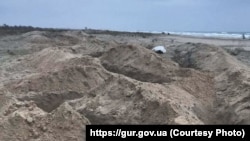 Российские окопы на крымском побережье, 15 декабря 2022 года. Фото ГУР Минобороны Украины