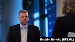 Gabrijel Eskobar, izaslanik SAD za Zapadni Balkan, tokom intervjua za RSE iz decembra 2022. 