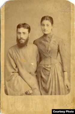 გრიგოლ ფერაძის მშობლები: რომანოზ ფერაძე და მარიამ სამადაშვილი