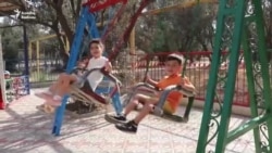 Anaları qız uşaqlarını abort etdirməyə məcbur edənlər Anaları qız uşaqlarını abort etdirməyə məcbur edənlər