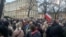 Участники многотысячной памятной акции в Варшаве