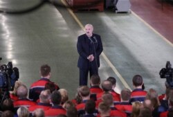 Александр Лукашенко на Минском тракторном заводе